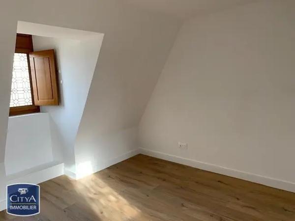 Appartement à louer 2 pièces 31.89m² Poitiers (86000)