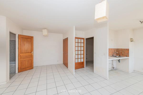 COEUR DE VILLE -Rue Paul Bert – Grand studio lumineux de 32 m²