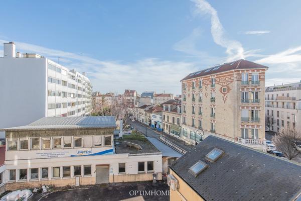 COEUR DE VILLE -Rue Paul Bert – Grand studio lumineux de 32 m²