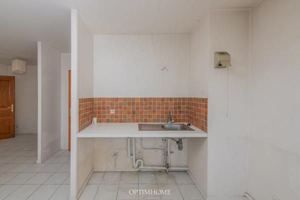 COEUR DE VILLE -Rue Paul Bert – Grand studio lumineux de 32 m²