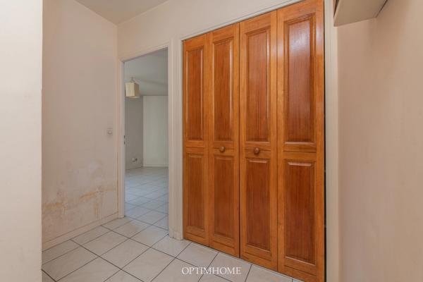 COEUR DE VILLE -Rue Paul Bert – Grand studio lumineux de 32 m²