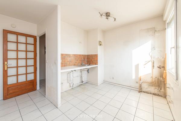 COEUR DE VILLE -Rue Paul Bert – Grand studio lumineux de 32 m²