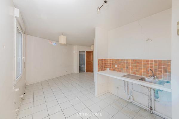 COEUR DE VILLE -Rue Paul Bert – Grand studio lumineux de 32 m²