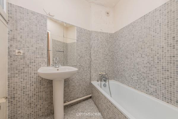 COEUR DE VILLE -Rue Paul Bert – Grand studio lumineux de 32 m²
