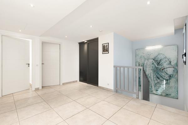 Villa contemporaine familiale 207 m² — Antibes Valbosquet