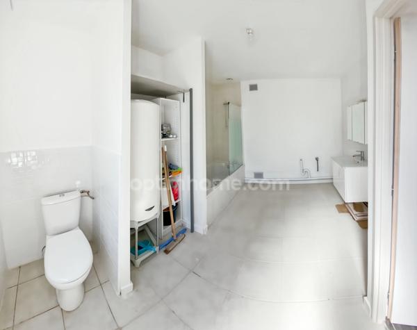 À LOUER EN EXCLUSIVITÉ – MAISON DE COURÉE RÉNOVÉE AVEC EXTÉRIEUR – WATTRELOS CENTRE (59150)