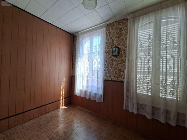 Maison à restaurer à vendre à Sains-Richaumont dans l'Aisne (02120), ref : 02014/869