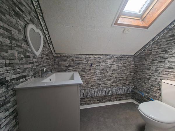 Charmante maison avec terrasse et jardin en plein centre ville!!