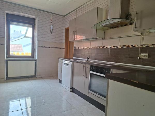 Charmante maison avec terrasse et jardin en plein centre ville!!