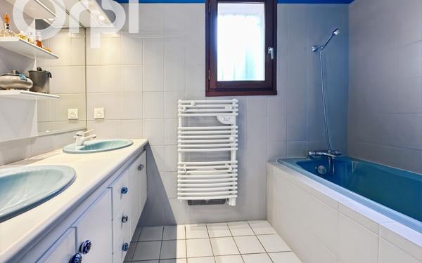 Maison à vendre    6 pièces •  Aubenas