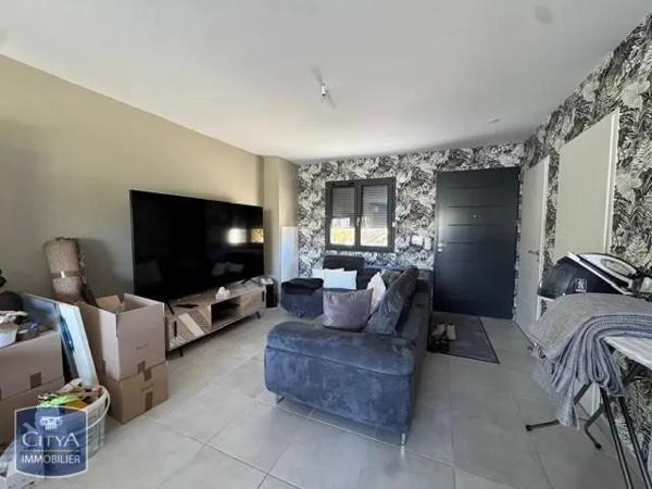 Appartement à louer 4 pièces 86.99m² Sérignan (34410)