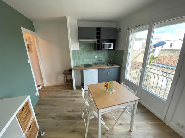 BORDEAUX NANSOUTY - T1 Meublé Parfait état de 24m2