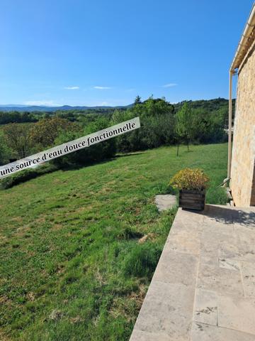 Maison Cévenole sur magnifique terrain de 27 672m2, avec piscine