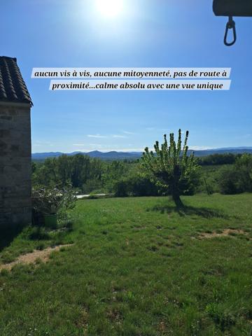 Maison Cévenole sur magnifique terrain de 27 672m2, avec piscine