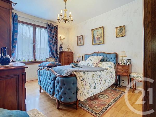Maison à vendre  6 pièces - 132,61 m 2   NANGIS  - 77