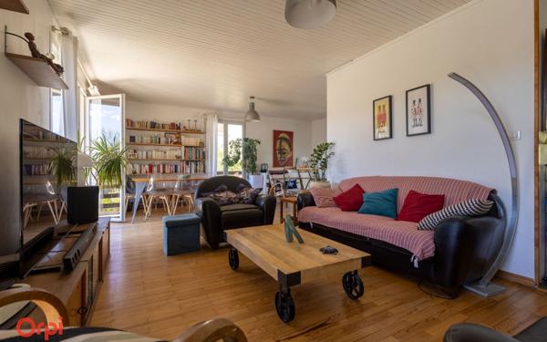 Maison à vendre    3 pièces •  Sain-Bel