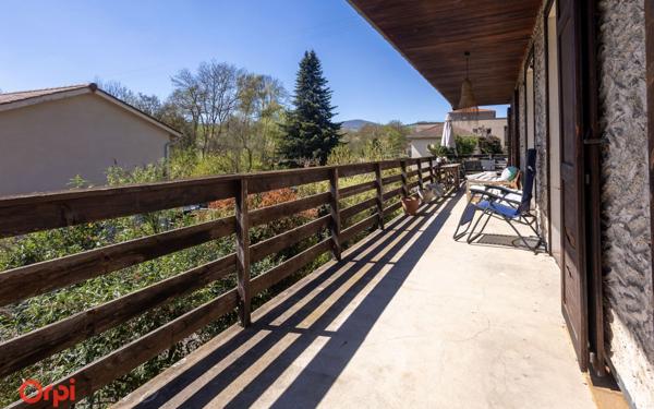 Maison à vendre    3 pièces •  Sain-Bel