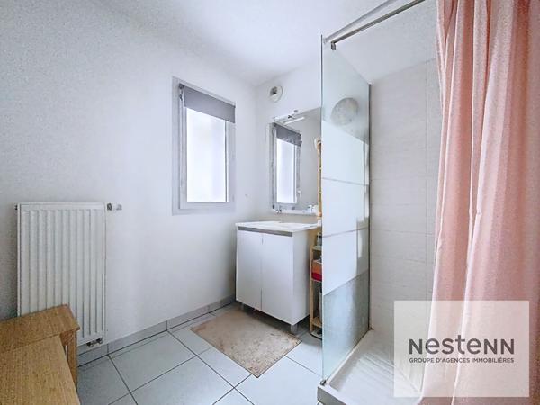 A vendre appartement 2 pièces de 55 m2 avec terrasse et place de parking à Castelnau Le Lez