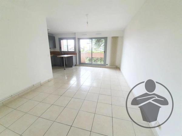 Location                                                      Duplex
                        
                     4 pièces                      82 m2                     à Lagny-sur-Marne