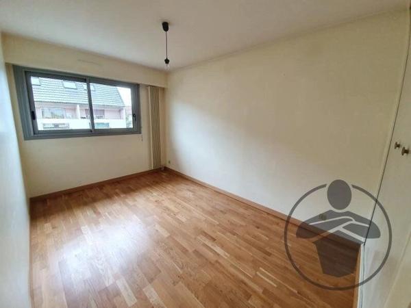 Location                                                      Duplex
                        
                     4 pièces                      82 m2                     à Lagny-sur-Marne