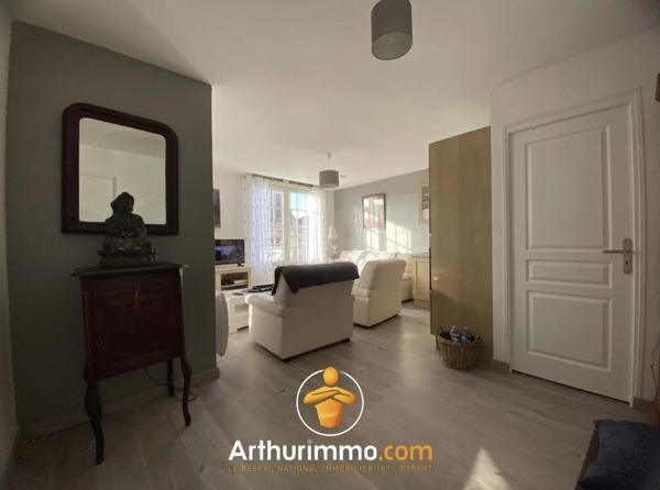 Location                                                      Appartement
                        
                     2 pièces                      47 m2                     à Hénin-Beaumont