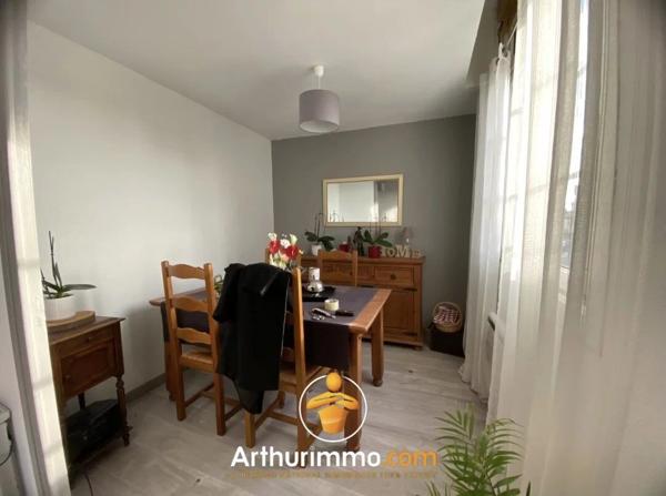 Location                                                      Appartement
                        
                     2 pièces                      47 m2                     à Hénin-Beaumont