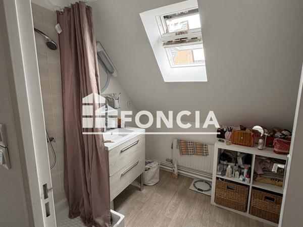 Location Appartement 3 pièces 77.63 m² - 26 RUE DE LA ROE Angers 49100