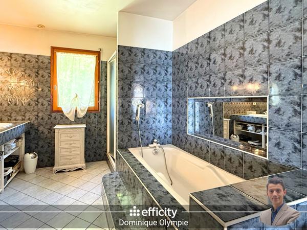 Maison 6 pièces - 165 m²