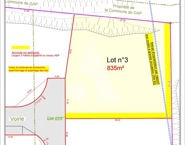 Terrain 835 m2
