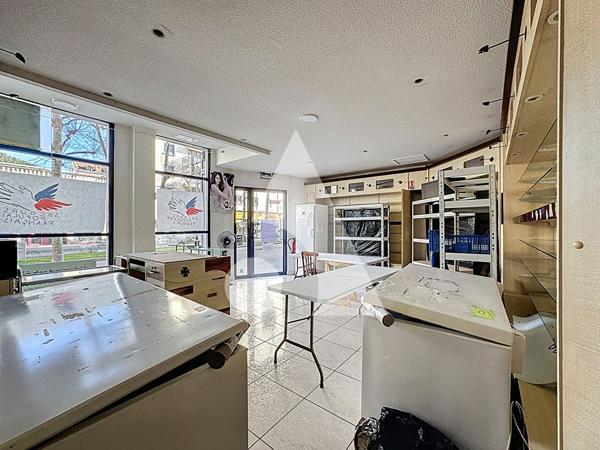 Local commercial 70.51 m2