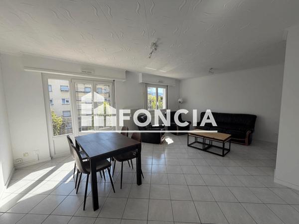 Location Appartement meublé 4 pièces 76.7 m² - 28 RUE DE LONDRES Colmar 68000