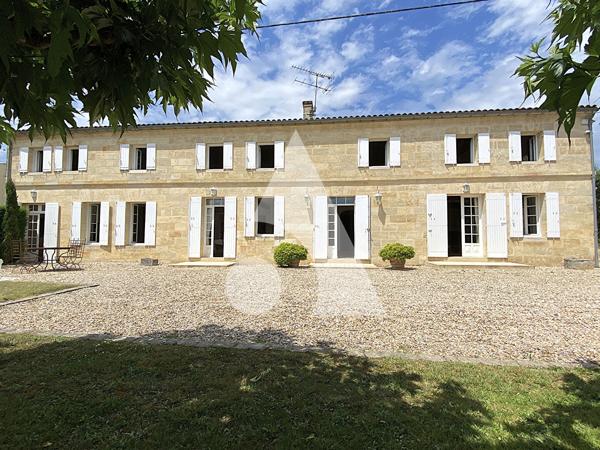 Maison 11 pièces 349 m2