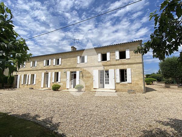 Maison 11 pièces 349 m2