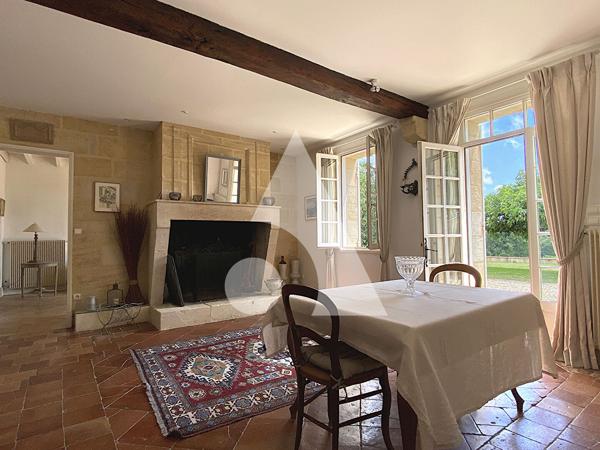 Maison 11 pièces 349 m2