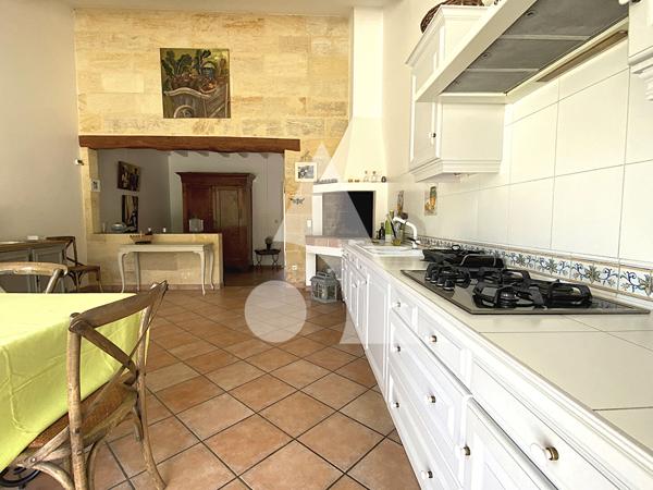 Maison 11 pièces 349 m2