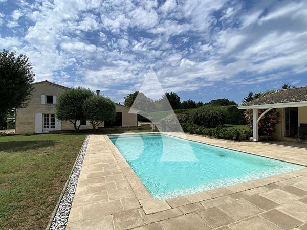 Maison 11 pièces 349 m2