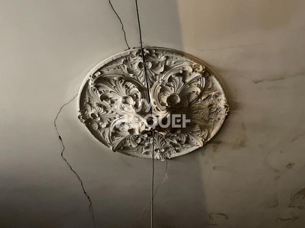 Narbonne, ensemble immobilier en pierre à rénover