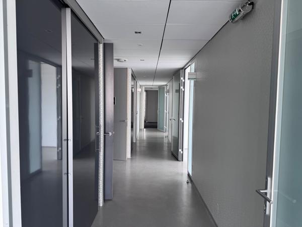 Bureaux à louer à Nantes grande terrasse privative quartier de la création