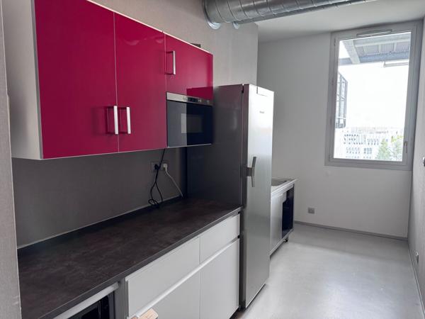 Bureaux à louer à Nantes grande terrasse privative quartier de la création