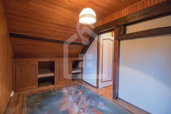 Baisse de Prix ! Maison en Pierre avec petit Jardin  À Deux Pas du Lac  Nouveau Prix