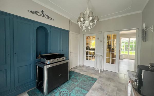 Maison à vendre    5 pièces • 157 m2 Calais