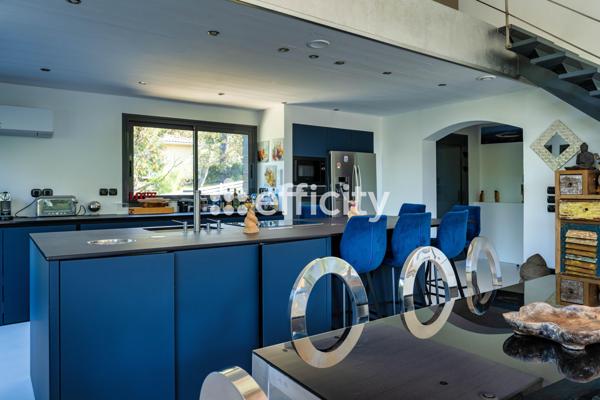 Maison 5 pièces - 230 m² Bien prestige