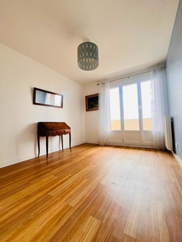 Appartement Montreuil 4 pièce(s) 81.86 m2