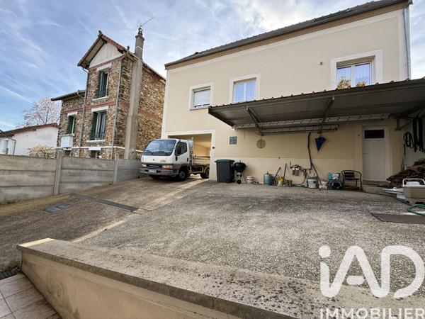 Immeuble à vendre 85 m² Quincy-sous-Sénart