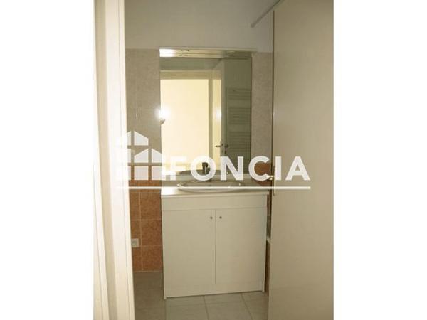 Location Appartement 2 pièces 37 m² - 24 RUE ALBERT LONDRES Echirolles 38130