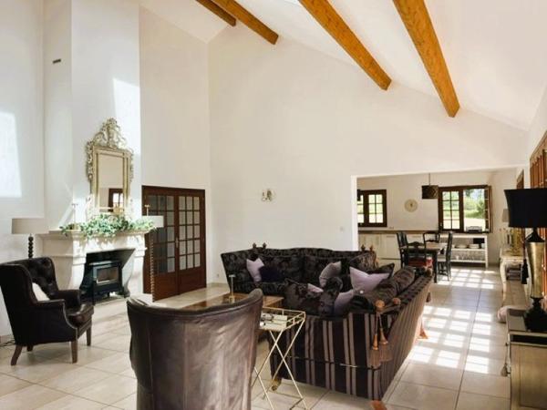 Villa 3 chambres sur un grand parc avec vue, endroit calme Vayres