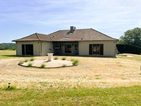 Villa 3 chambres sur un grand parc avec vue, endroit calme Vayres