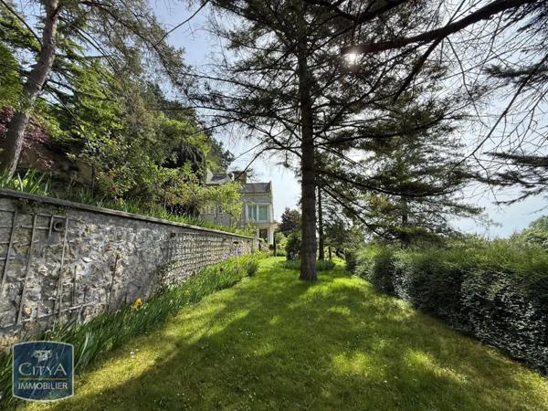 Maison à vendre 10 pièces 288m²