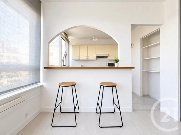 Appartement F3 à vendre  3 pièces - 59,04 m 2   NANCY  - 54