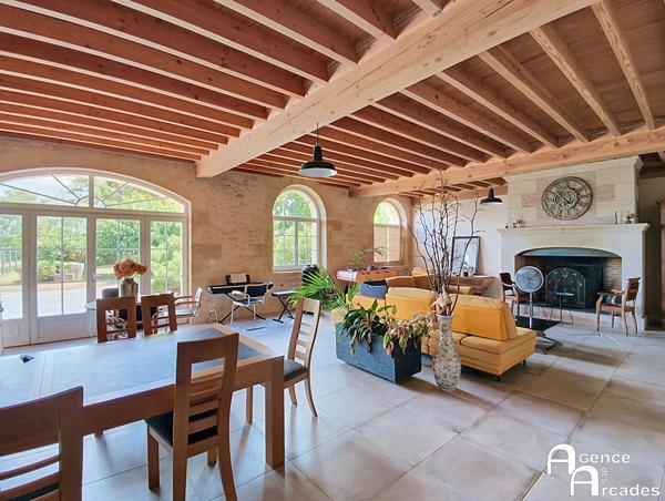 PROPRIETE D'EXCEPTION - ENTRE DEUX MERS Libourne (33500)